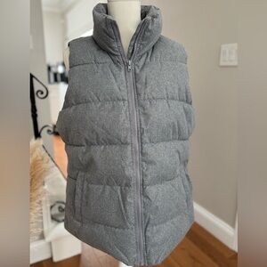 Old Navy Heather Grey Puffer Vest